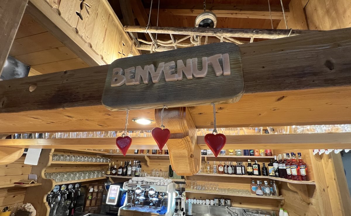 dolomiti ski bar forni di sopra